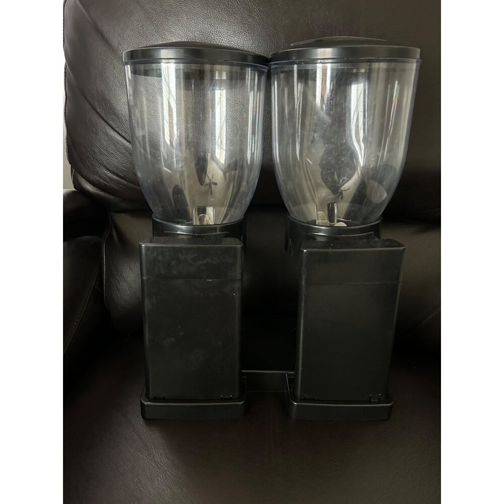 Airtight Dry Food Dispenser - Picture 8 of 11